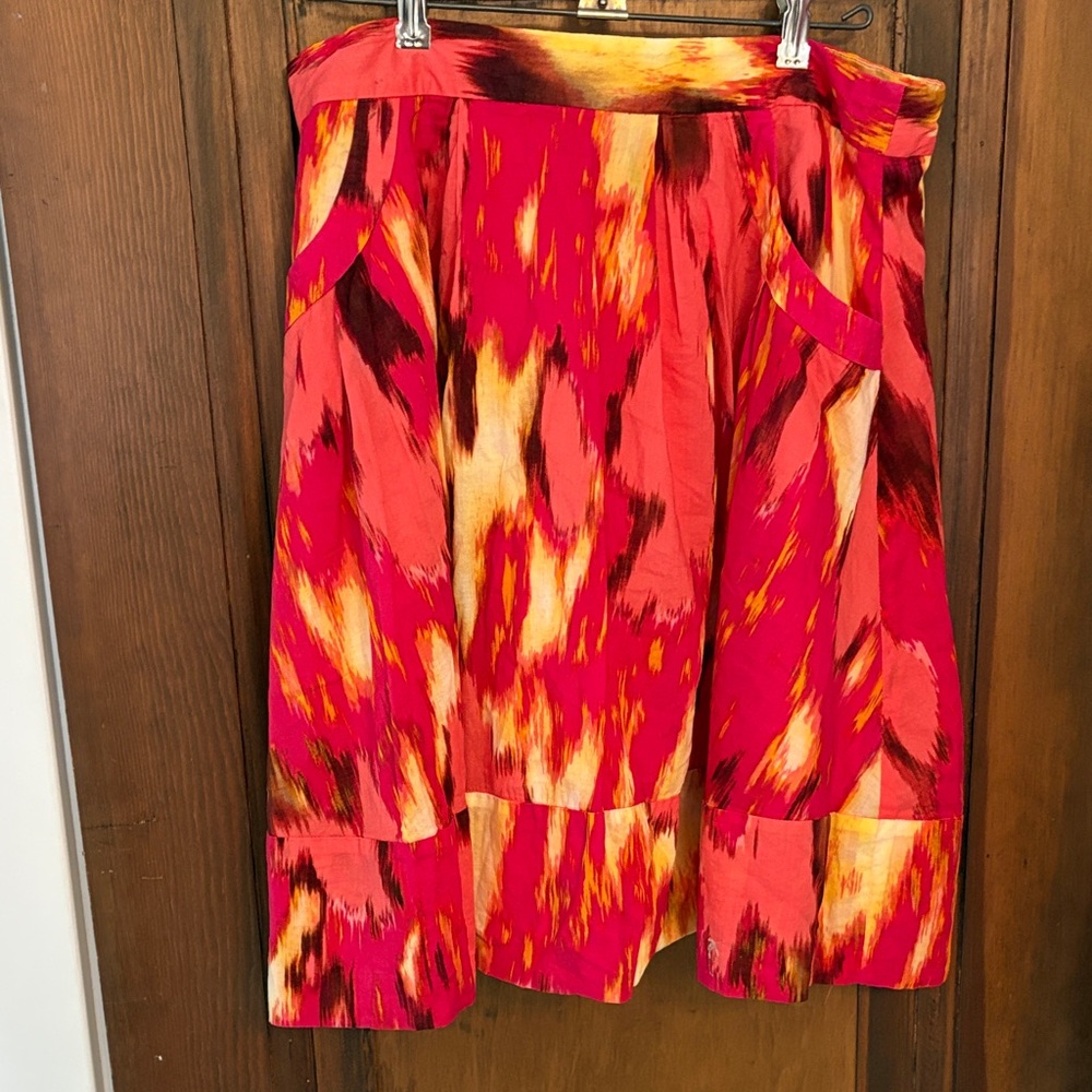 Vibrant Red Abstract Print Women’s Skirt